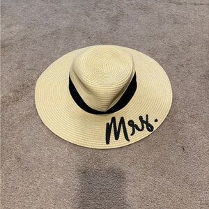 Mrs. Floppy Beach Hat